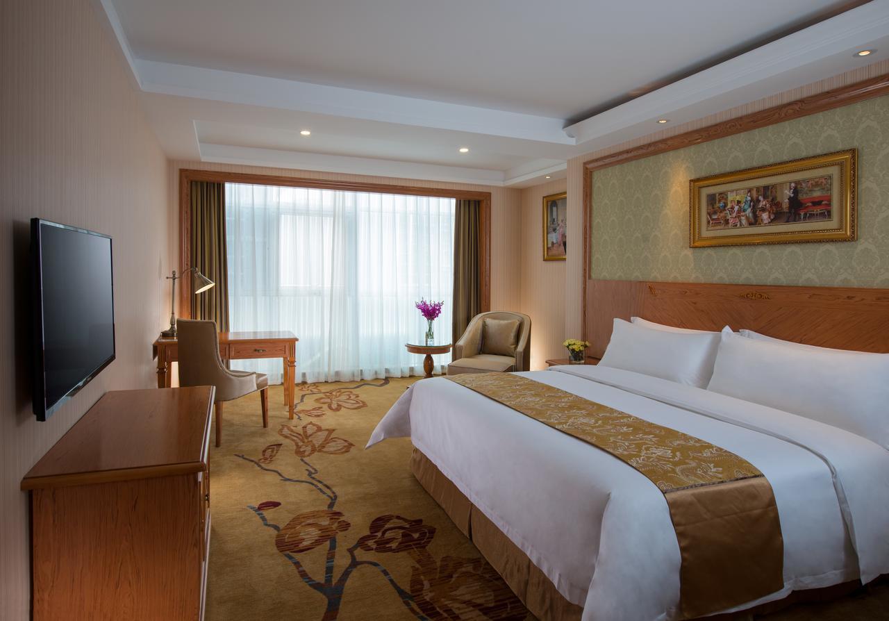 Vienna 3 Best Hotel Meilong Road Shenzhen Luaran gambar
