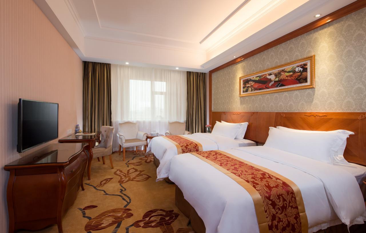 Vienna 3 Best Hotel Meilong Road Shenzhen Luaran gambar